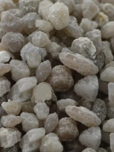 Quarzite massa filtrante 3 - 5 mm in confezione da 2 kg per addolcitori o filtri